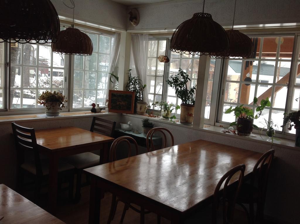 Happy Talk Hotel Hakuba Exterior photo