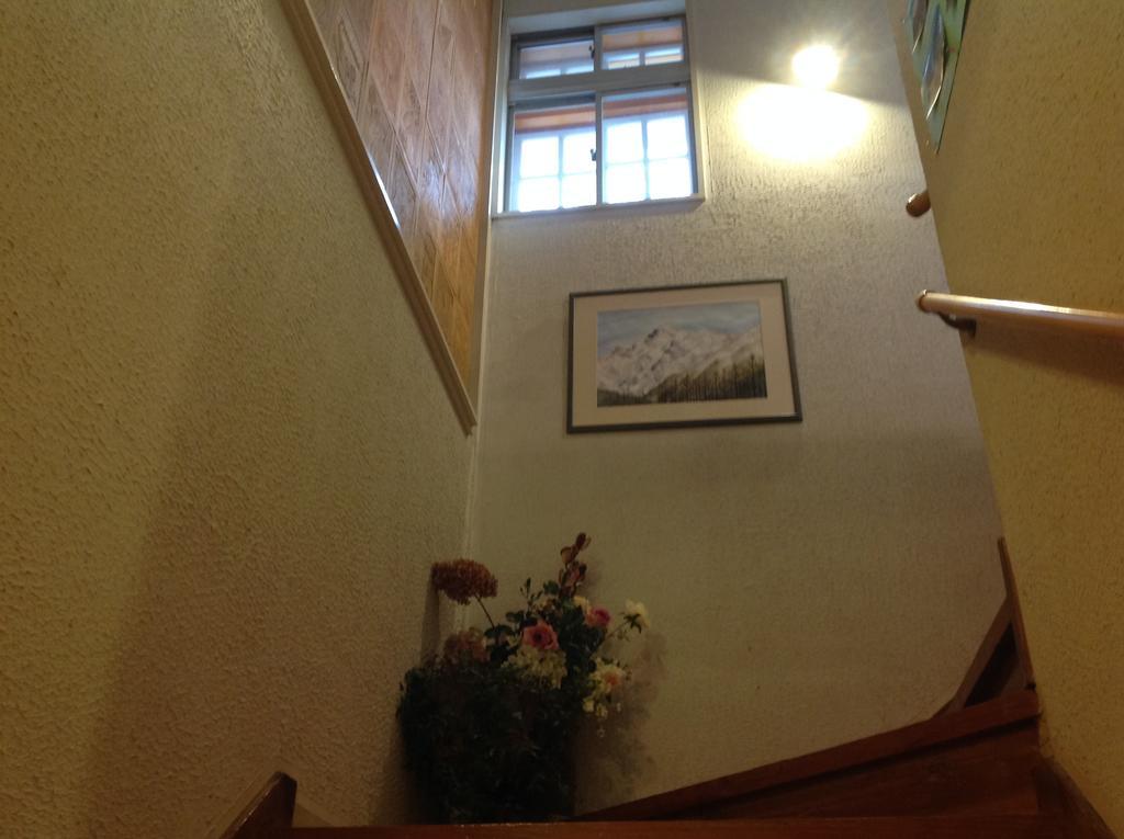 Happy Talk Hotel Hakuba Exterior photo