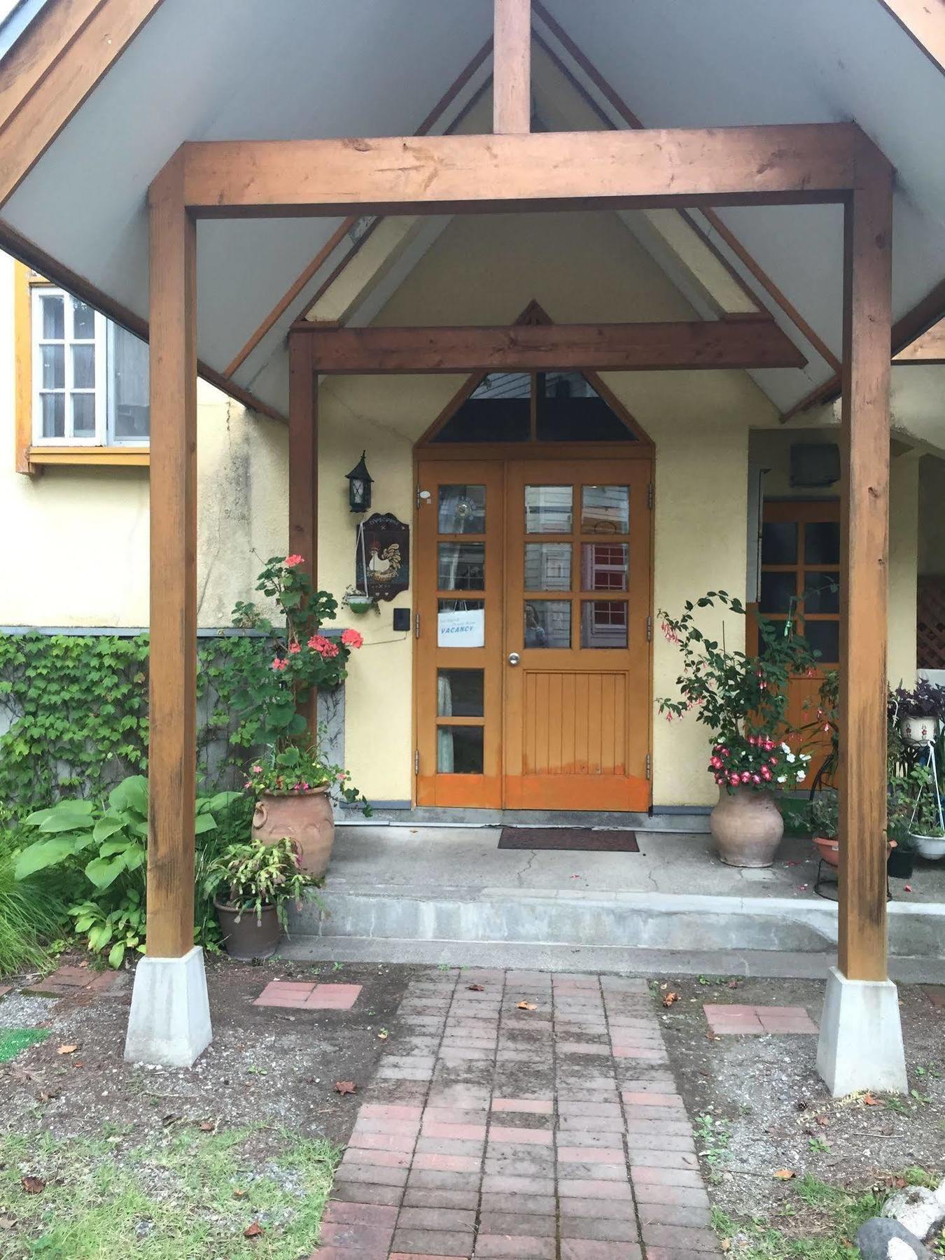 Happy Talk Hotel Hakuba Exterior photo